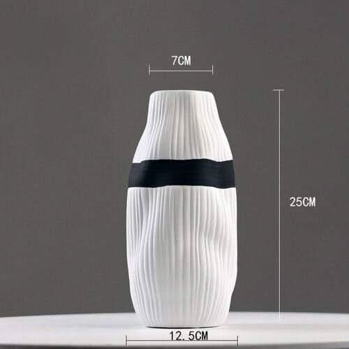 Lisslune | HIKARIA – Elegant ceramic vase for modern accents