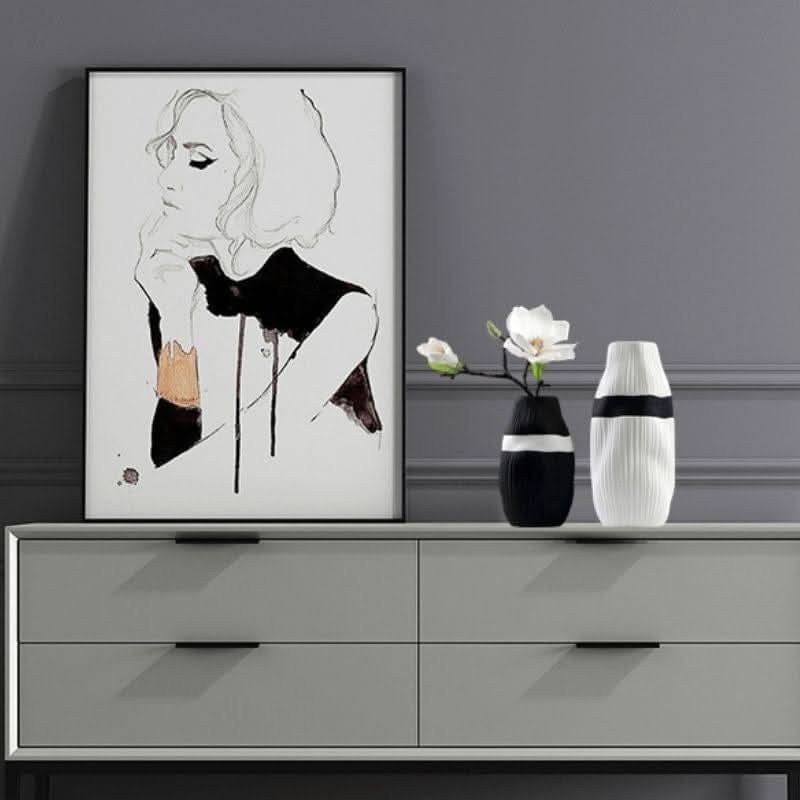Lisslune | HIKARIA – Elegant ceramic vase for modern accents