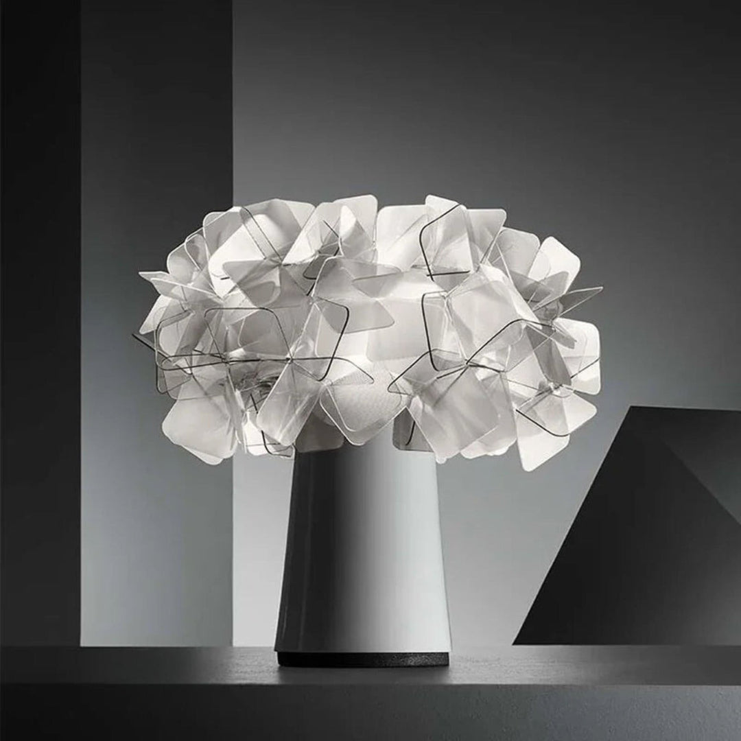 Lisslune | LumaTouch Elegant LED Desk Lamp