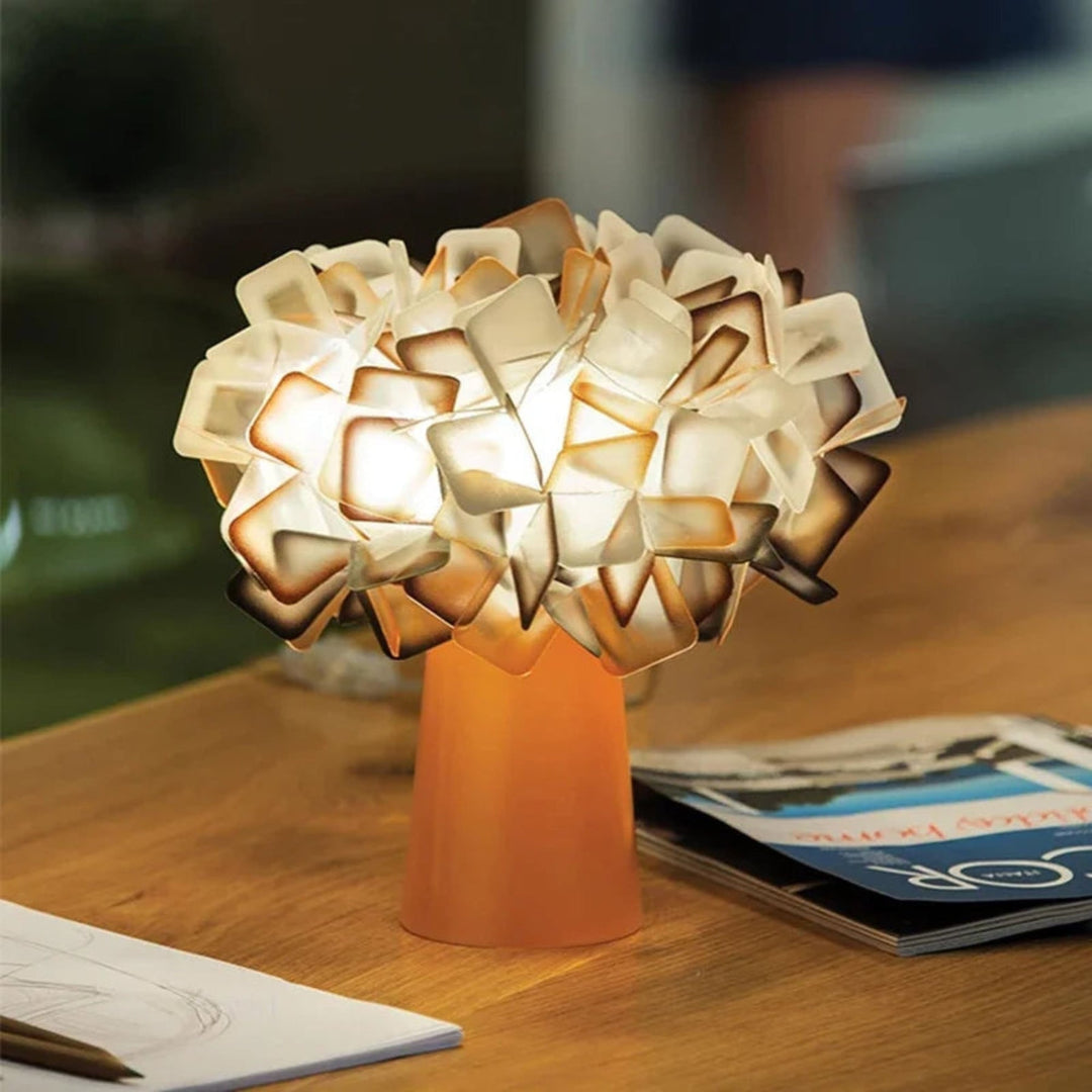Lisslune | LumaTouch Elegant LED Desk Lamp