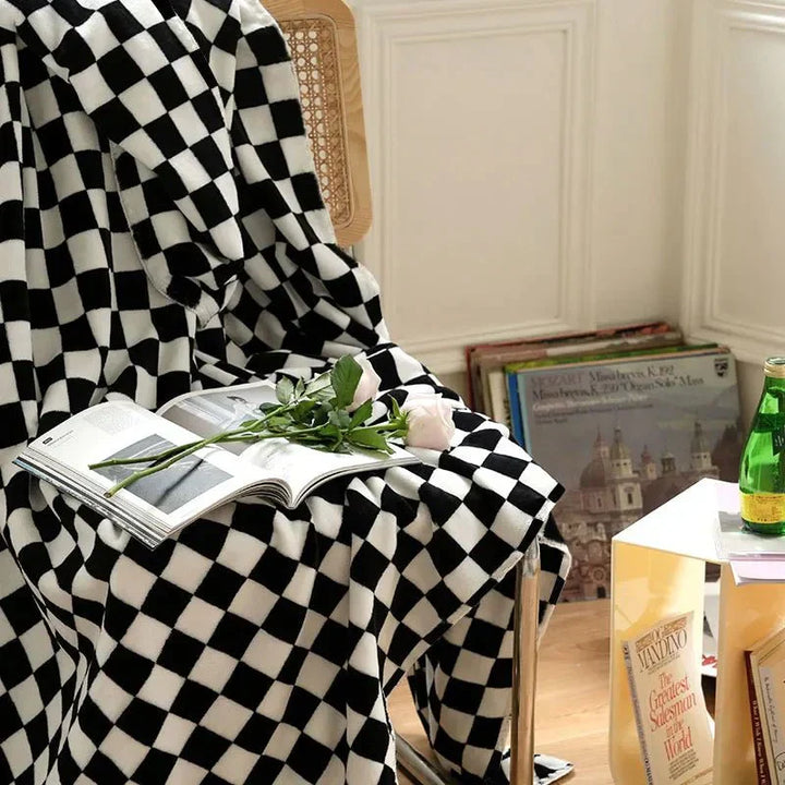 Lisslune | Classic Checkered Pattern Sofa Blanket