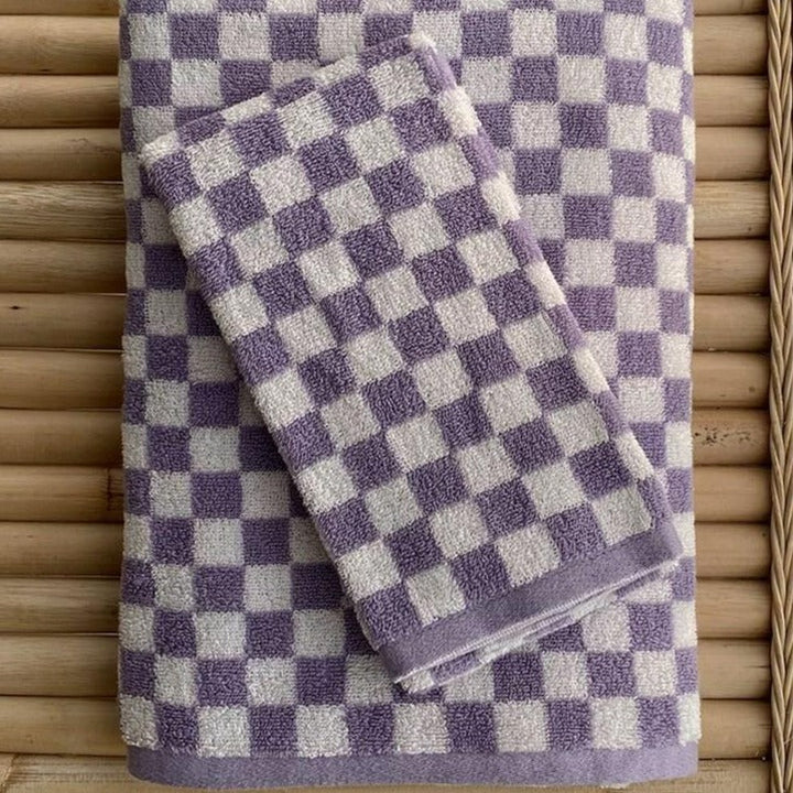 Lisslune | Classic Checkerboard Towel Collection