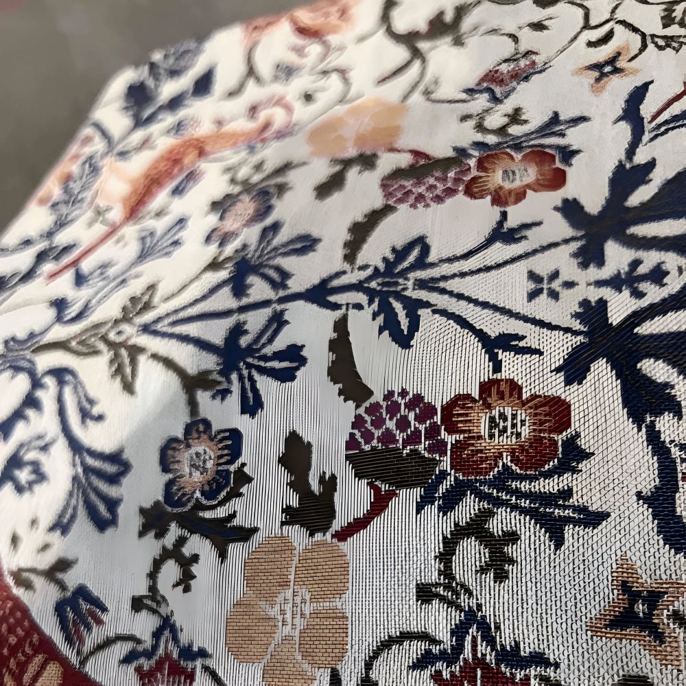 Lisslune | EVERBLOOM LINENS – Elegant Table Runner with Floral & Bird Jacquard Design