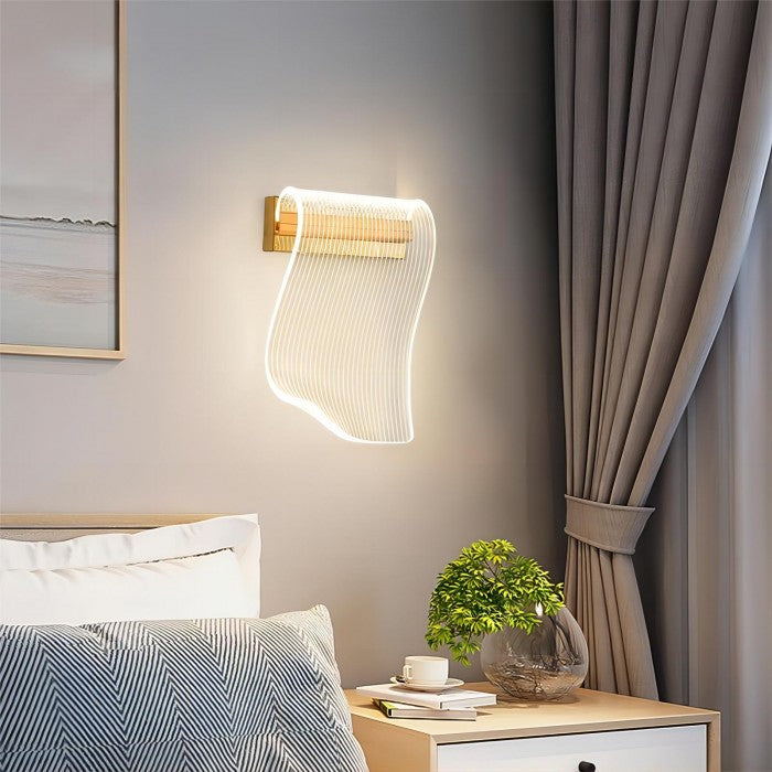 Lisslune | EcoLeaf modern LED table lamp