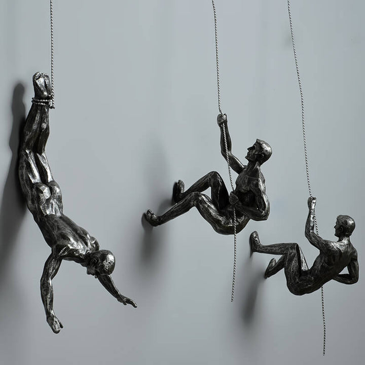 Lisslune | CraftedClimb Climbing Figures Wall Decoration – Inspiring Wall Art of Resin and Iron