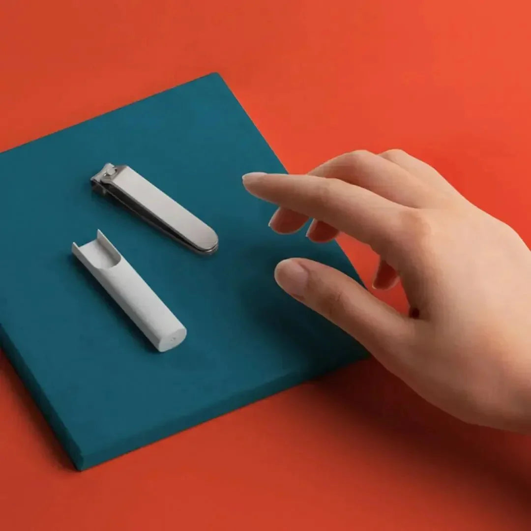 Lisslune | CLIPGUARD CLIPPERS – Nail Clippers with Anti-Splash Design for Effortless Grooming