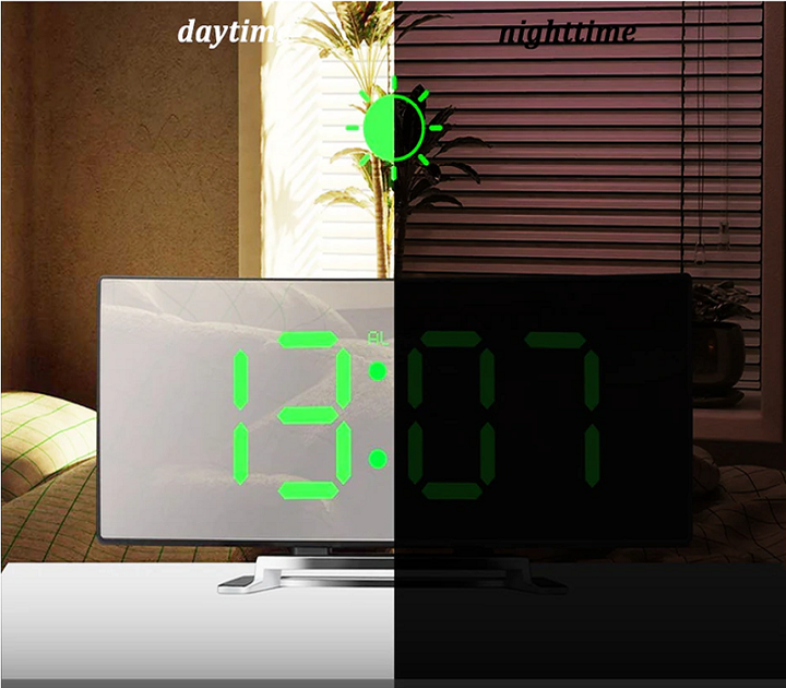 Lisslune | LED Lighting large digital display | Curved LED Digital Clock - Amedea