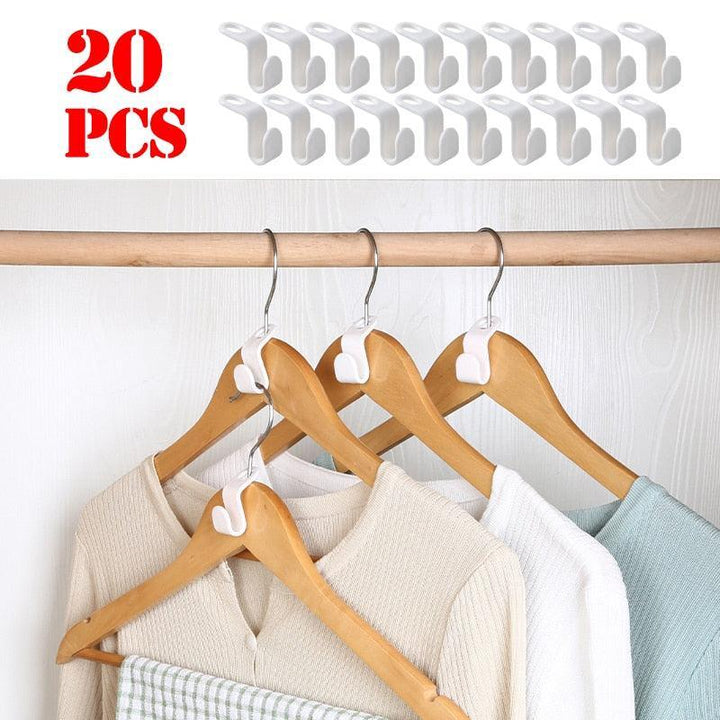 Lisslune | Space-saving plastic hooks for neat and organized closets