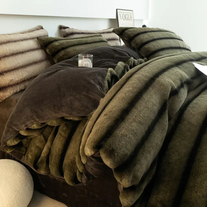 Lisslune | Soft Dream Furry Velvet Comforter Bedding Set