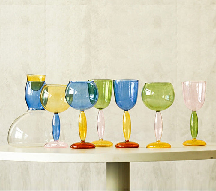 Lisslune | Chalice and carafe made of colored glass by Phillips