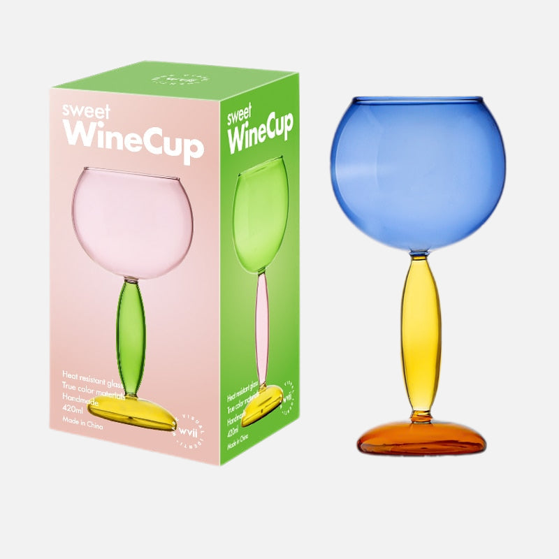 Lisslune | Chalice and carafe made of colored glass by Phillips