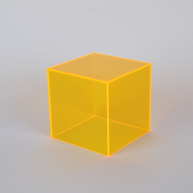 Lisslune | Colorful Acrylic Display Box VitrinaLight – For Collectibles and Accessories