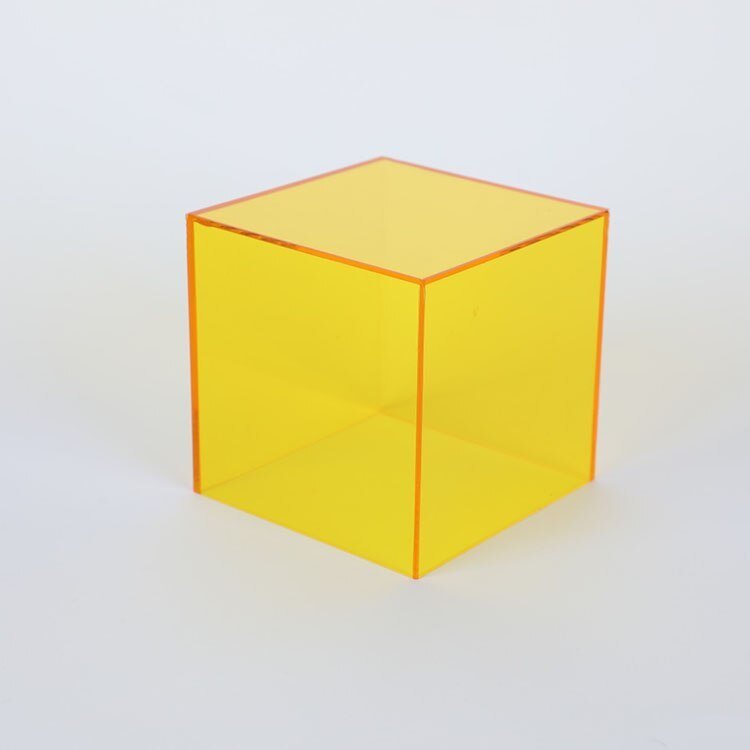Lisslune | Colorful Acrylic Display Box VitrinaLight – For Collectibles and Accessories