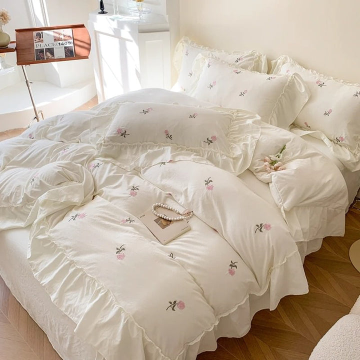 Rynx | Coquette Roses Ruffle Duvet Cover & Pillowcase Set