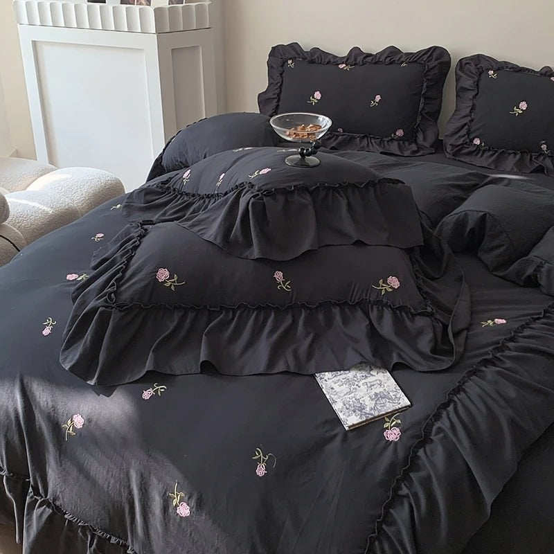 Rynx | Coquette Roses Ruffle Duvet Cover & Pillowcase Set
