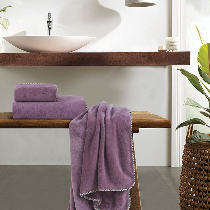 Lisslune | Solenza Premium Bath Towel | Lightweight microfiber towel with fast-dry technology