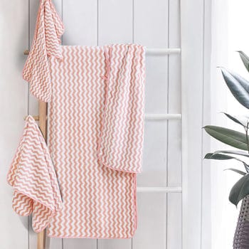 Lisslune | Elysoria Coral Weave Towels | Plush, durable towels with maximum absorbency and quick-dry