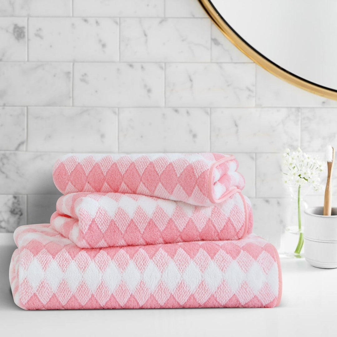 Lisslune | Elysoria Coral Weave Towels | Plush, durable towels with maximum absorbency and quick-dry