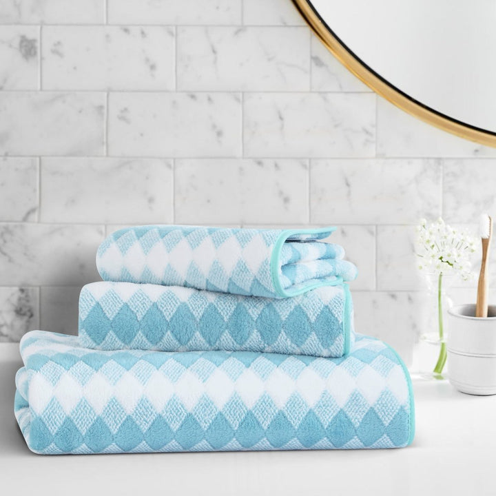 Lisslune | Elysoria Coral Weave Towels | Plush, durable towels with maximum absorbency and quick-dry