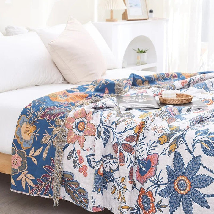 Lisslune | MEADOWNEST BLANKET – Rustic Cotton Blanket with Floral Pattern & Reversible Design