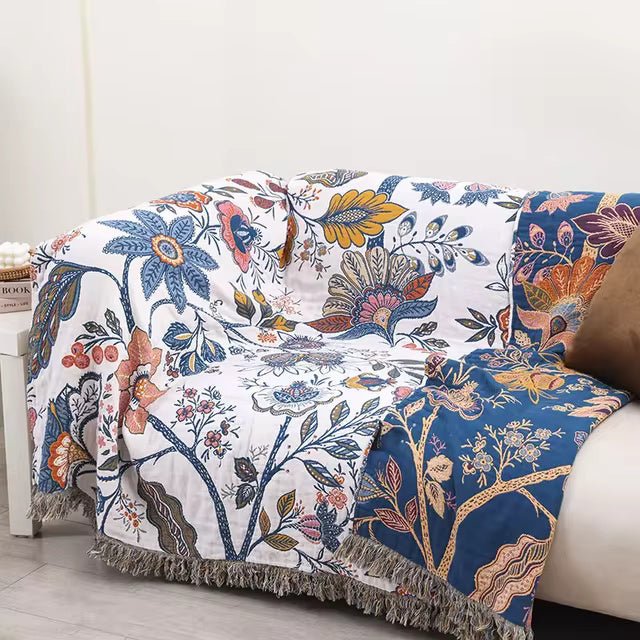 Lisslune | MEADOWNEST BLANKET – Rustic Cotton Blanket with Floral Pattern & Reversible Design