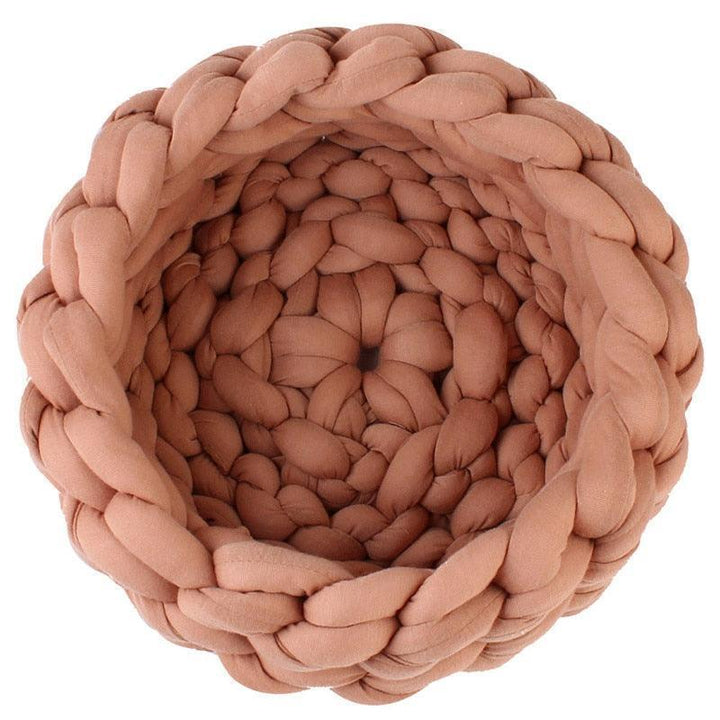 Lisslune | Luxurious handwoven wool pet bed for supreme comfort and elegance