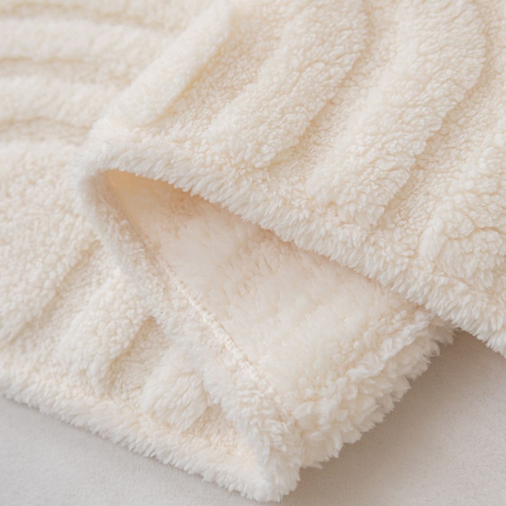 Lisslune | COZYARMOR – Soft yet Durable Anti-Slip Sofa Slipcover