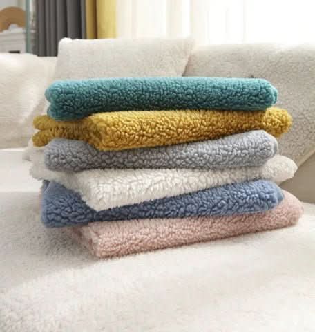 Lisslune | Telly - Luxurious protection and stylish comfort