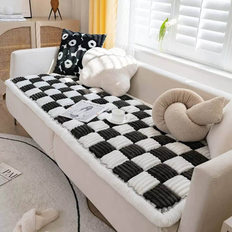 Lisslune | HOMECUDDLE Blanket – Soft Chenille Pet Blanket with Style & Furniture Protection