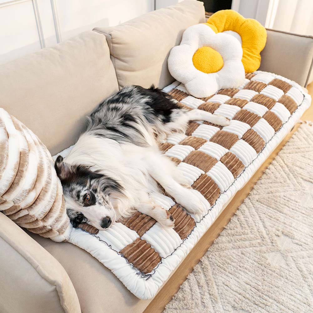 Lisslune | HOMECUDDLE Blanket – Soft Chenille Pet Blanket with Style & Furniture Protection
