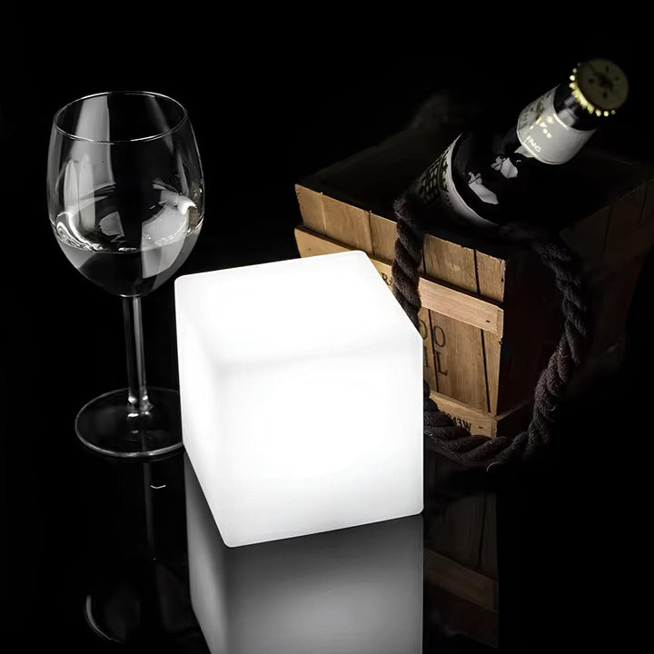 Lisslune | Cube Garden Light - LumaCube