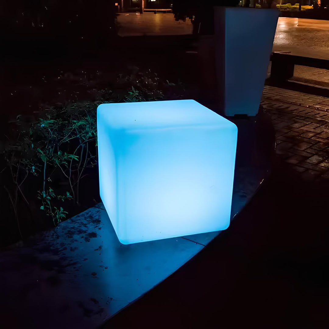 Lisslune | Cube Garden Light - LumaCube