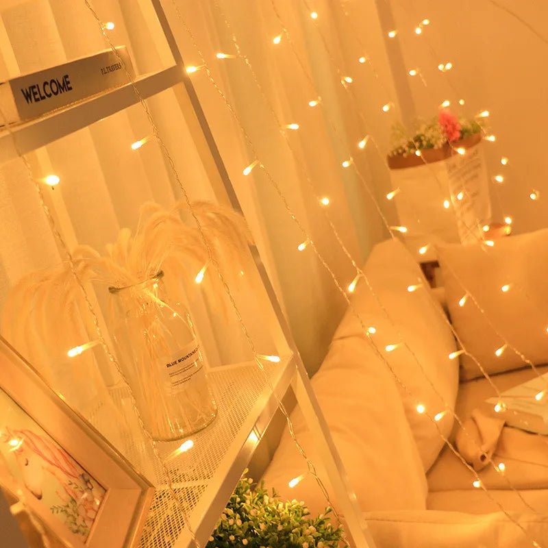 Lisslune | Curtain Christmas Lights 8 Modes Control - Remote Control Christmas Decorative Hanging String Lights
