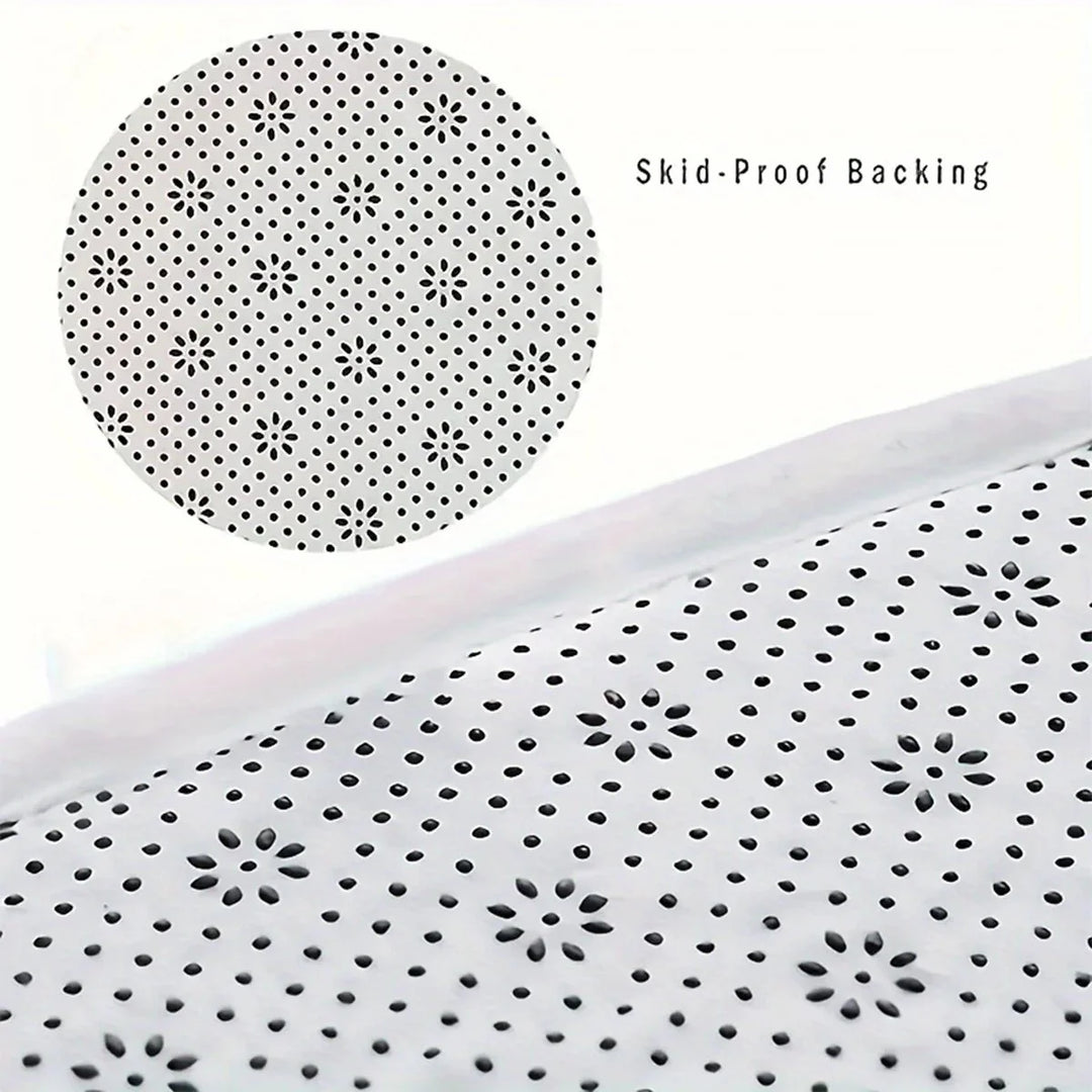 Lisslune | Curved Bathroom Mat - Thick Absorbent Non-Slip Bath Mat for Bathroom Safety
