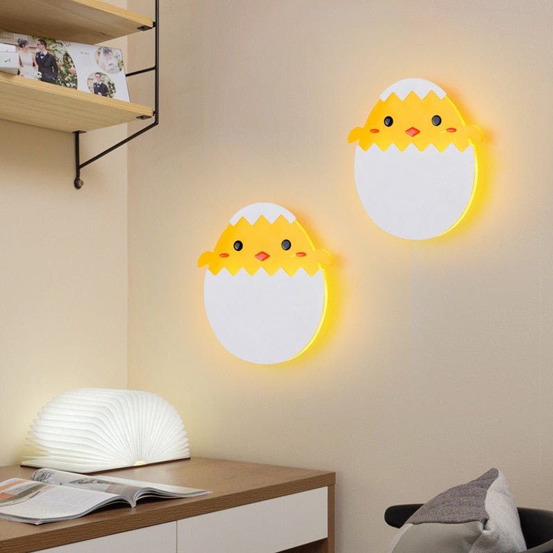 Lisslune | CluckShine - Sweet Chick Bed Lamp