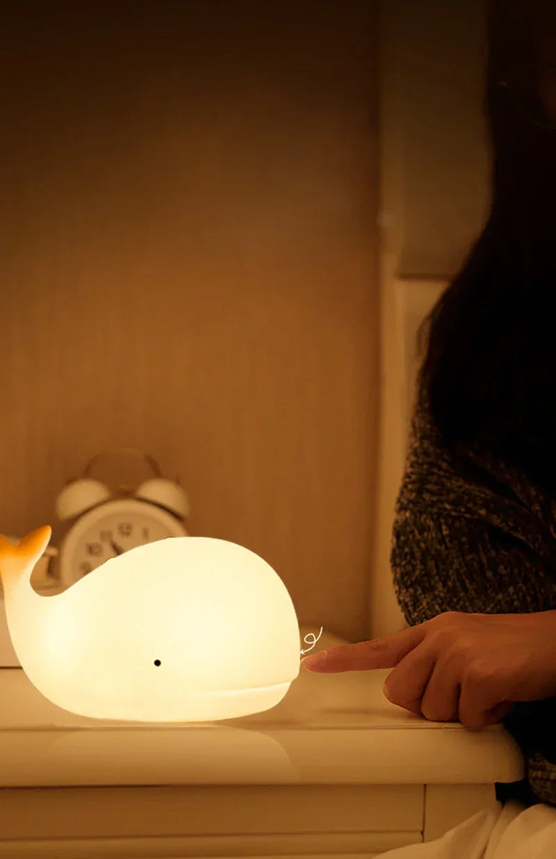 Lisslune | Cute Whale Night Light with Colour Change - GlowWhale