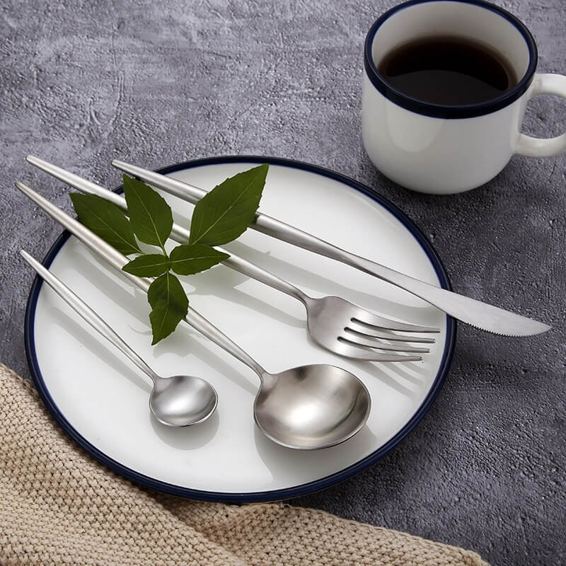 Lisslune | Modern Silver Cutlery Utensil Set