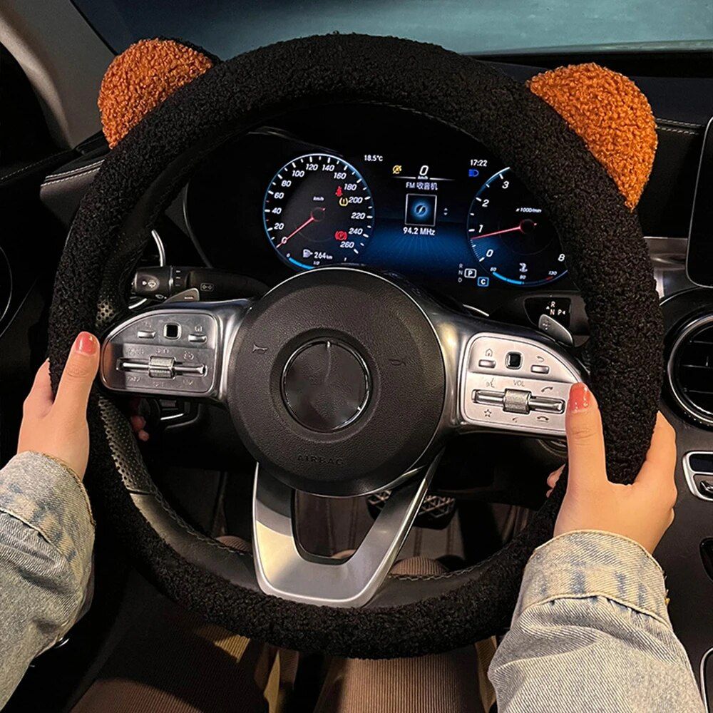 Lisslune | Plush steering wheel cover