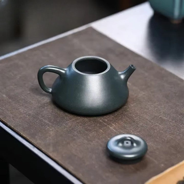 Lisslune | Japanese-Style Zen Handmade Clay Teapot