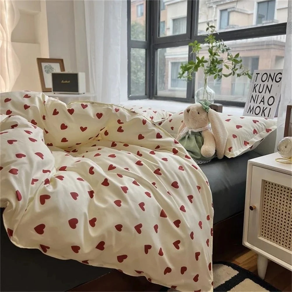 Lisslune | Velvet Heart - Plus heart-inspired duvet cover