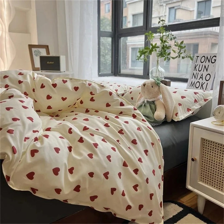 Lisslune | Velvet Heart - Plus heart-inspired duvet cover