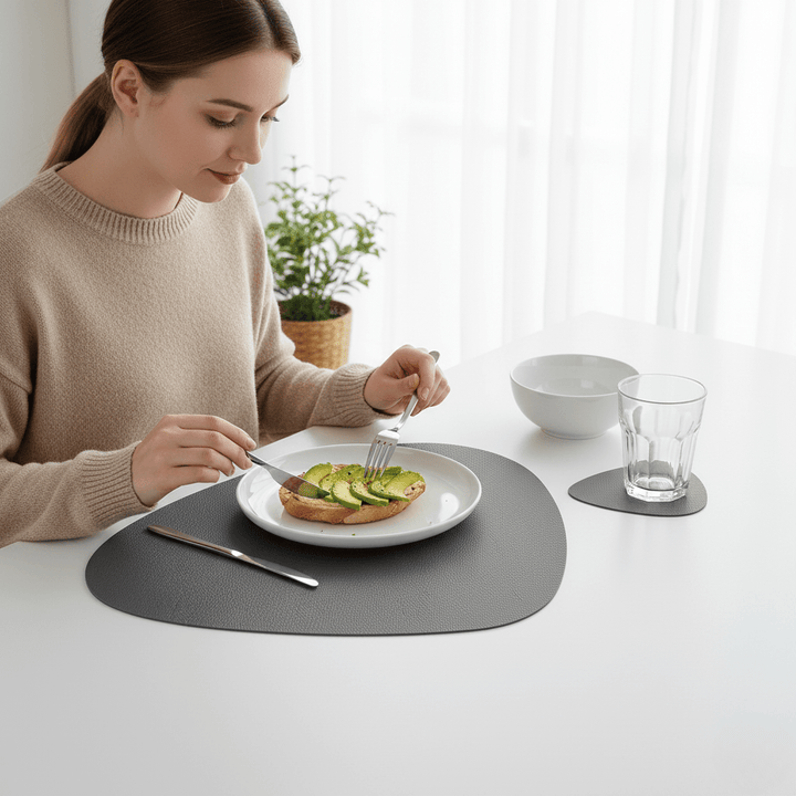 Lisslune | Designer placemat set with coasters, heat resistant and versatile use
