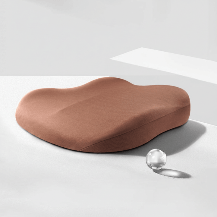 Lisslune | Ergonomic car seat cushion for better visibility and comfort