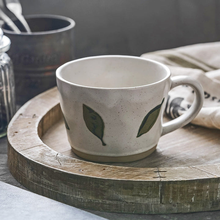 Lisslune | Mug with hand-painted leaves