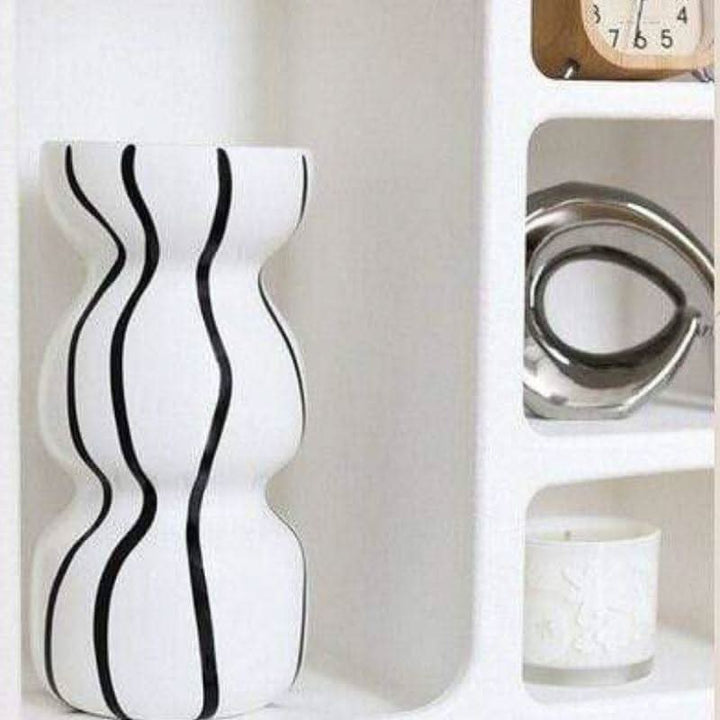 Lisslune | HANAMI – Elegant ceramic vase for stylish spaces