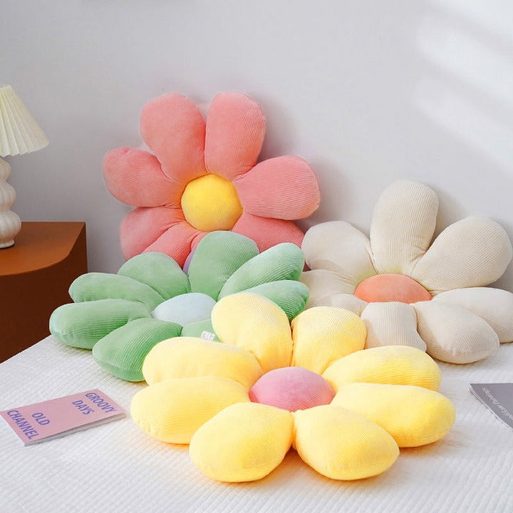 Rynx | Daisy Flower Decorative Pillow