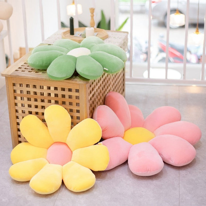 Rynx | Daisy Flower Decorative Pillow