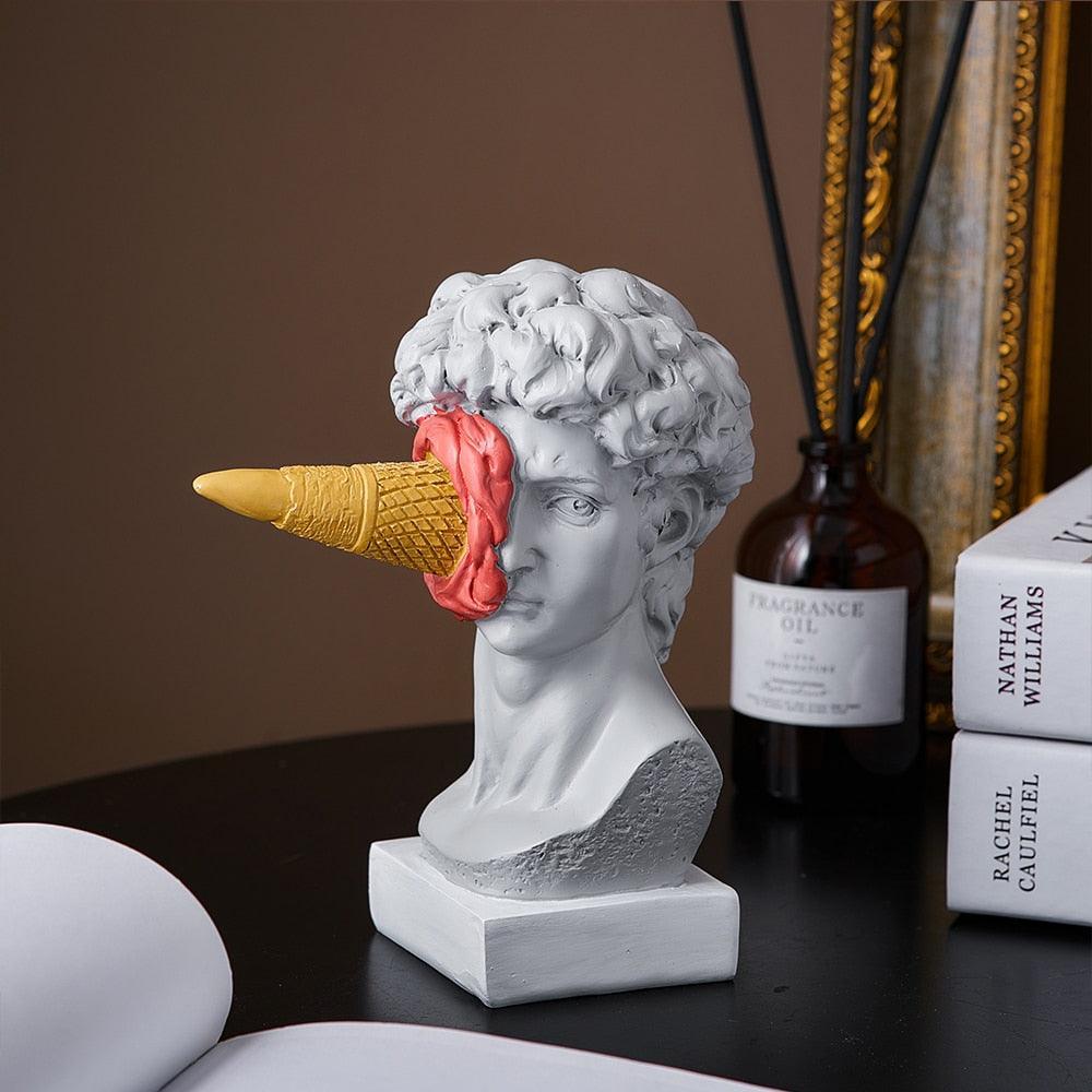 Lisslune | Frendorf Figure Face Ice Cream Art Sculpture