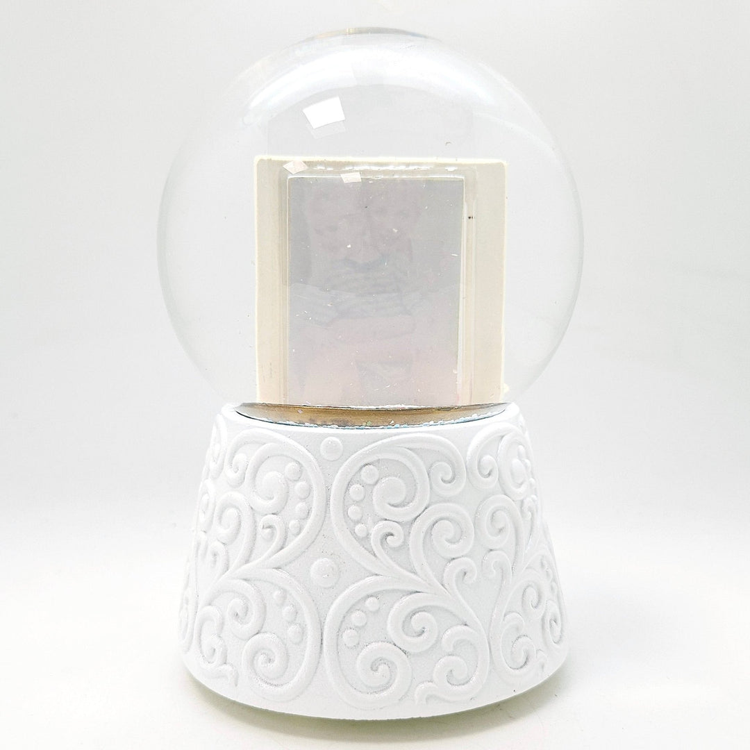 Lisslune | Aurora personal snow globe - Unique gift idea with photo insert