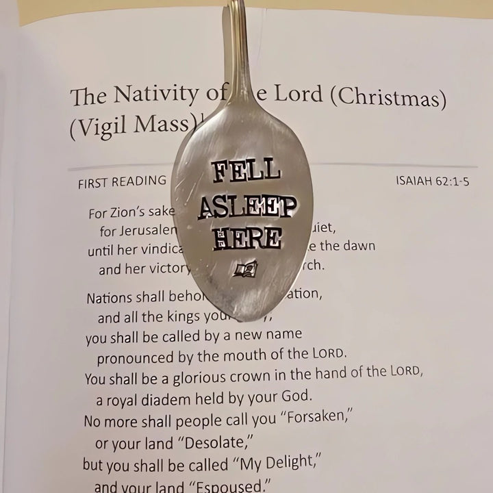Lisslune | Funny Spoon Bookmark -the perfect gift for a bookworm